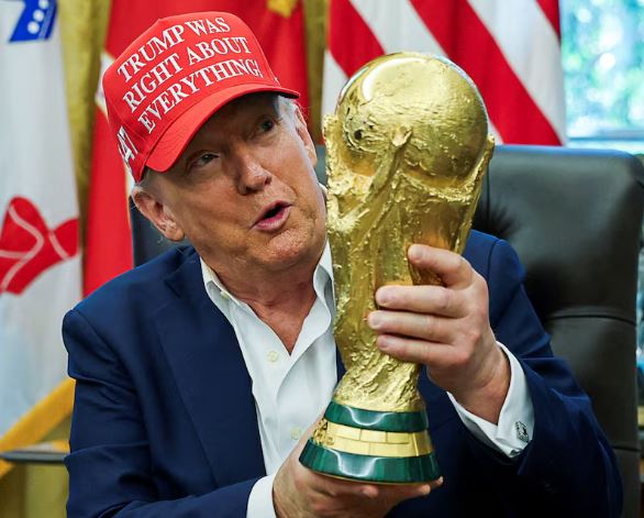 ترامب يفكر في قرارمهم خاص بمباريات كأس العالم ببلاده